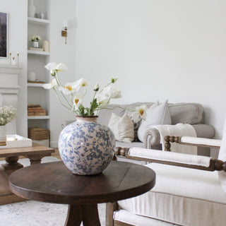 Laurelynn Vase