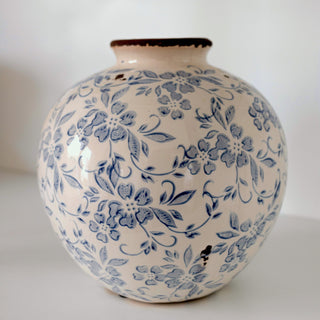 Laurelynn Vase