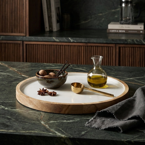 Palmer Wood + White Tray – Pepper + Vetiver
